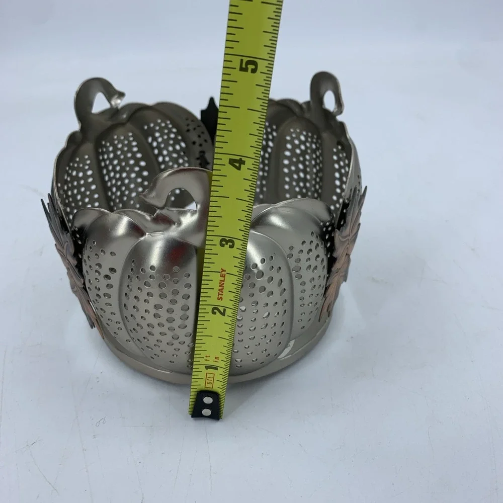 Discontinued‎ Bath Body Works Perforated Metal Pumpkin Leaves Fall Candle Holder
